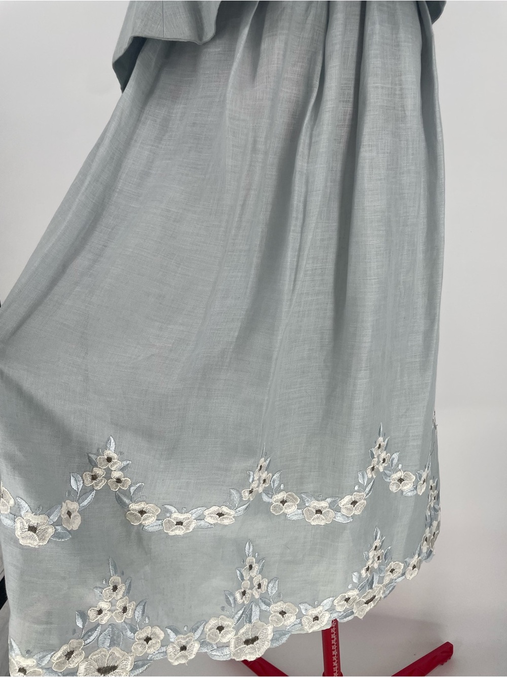 100% Linen 80s Slate Gray Blue 2 Piece Skirt Set Cottagecore Floral Embroidery - Picture 3 of 14